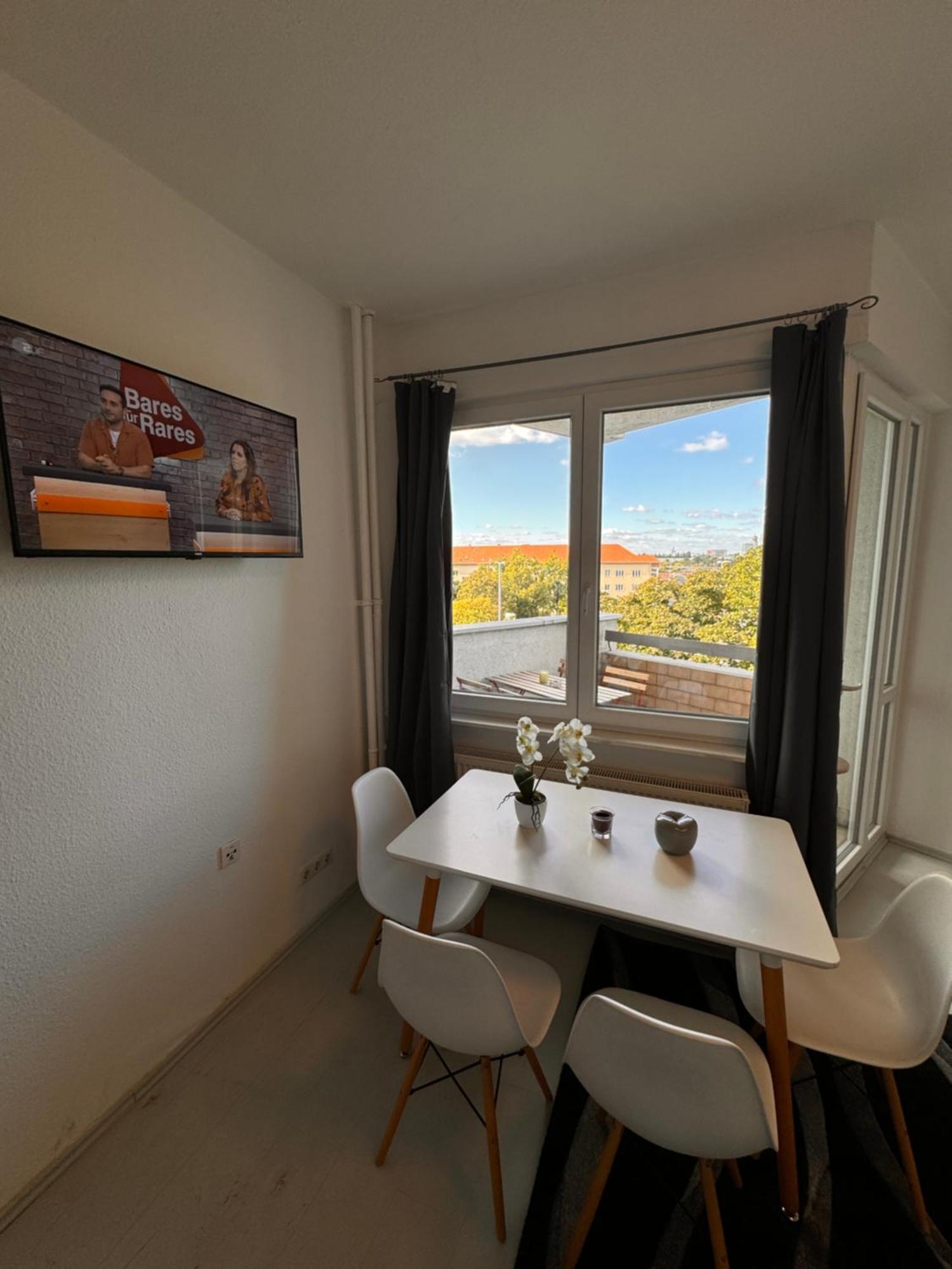 Hubert Apartment เบอร์ลิน ภายนอก รูปภาพ